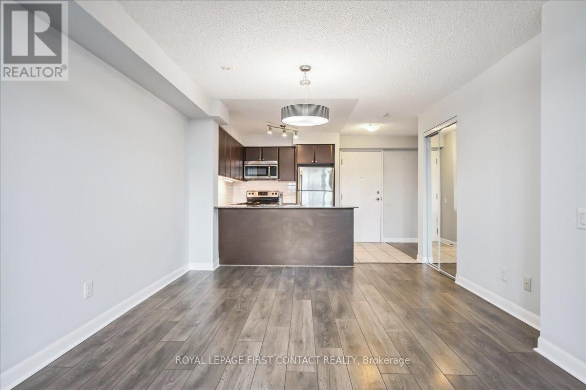 405 - 525 WILSON AVENUE Image 16