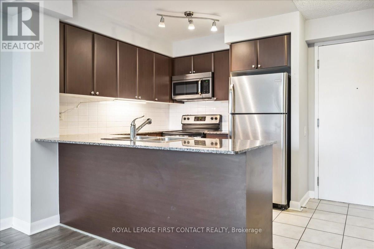 405 - 525 WILSON AVENUE Image 17