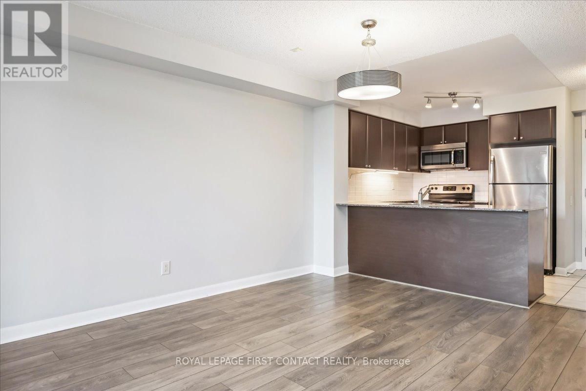 405 - 525 WILSON AVENUE Image 18