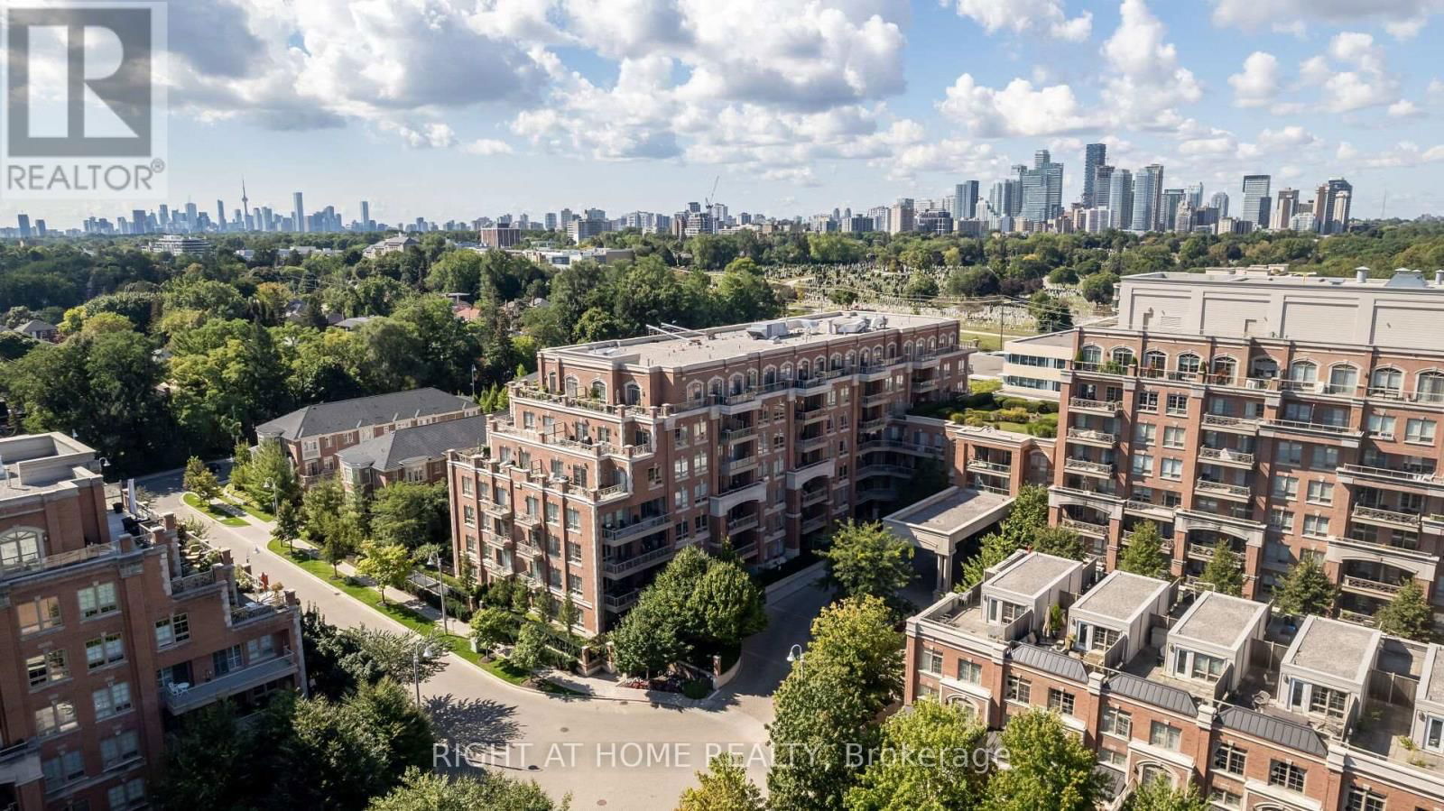 306 - 20 BURKEBROOK PLACE Image 3