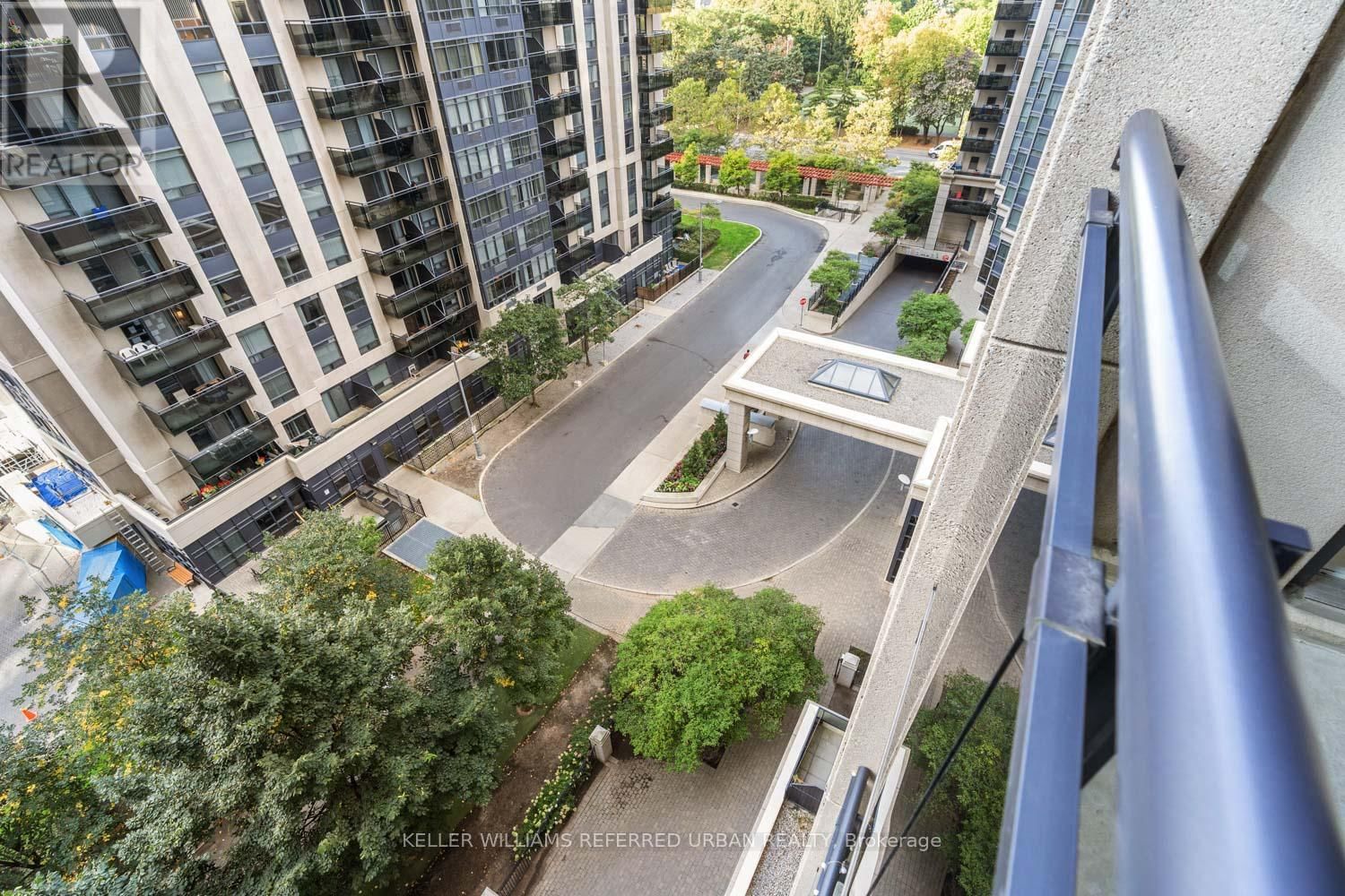 1002 - 155 BEECROFT ROAD Image 33