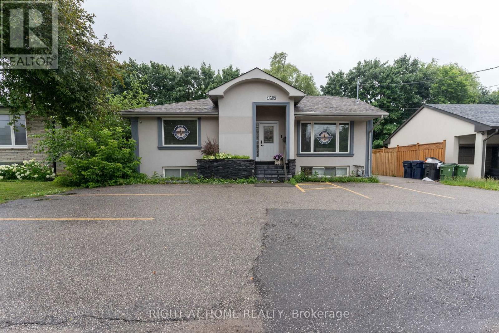 267 FINCH AVE WEST N Image 4