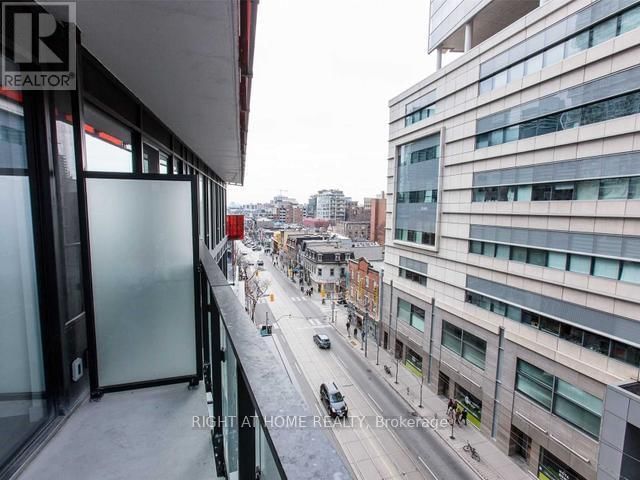 607 - 215 QUEEN STREET W Image 11