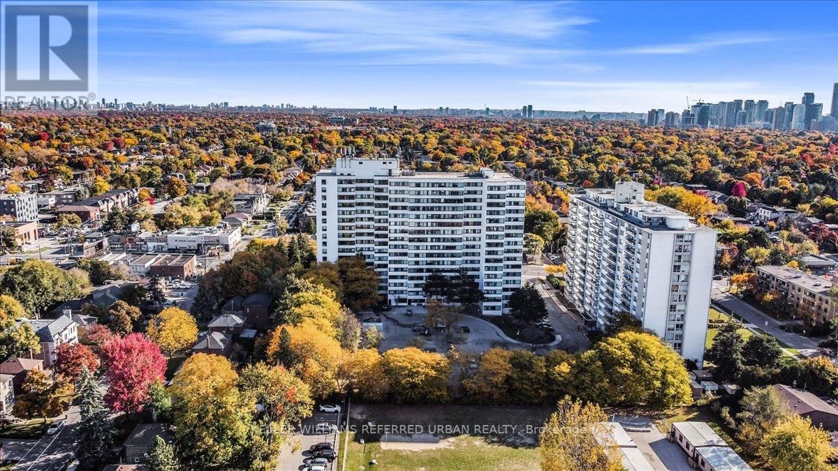 1401 - 3000 BATHURST STREET Image 37