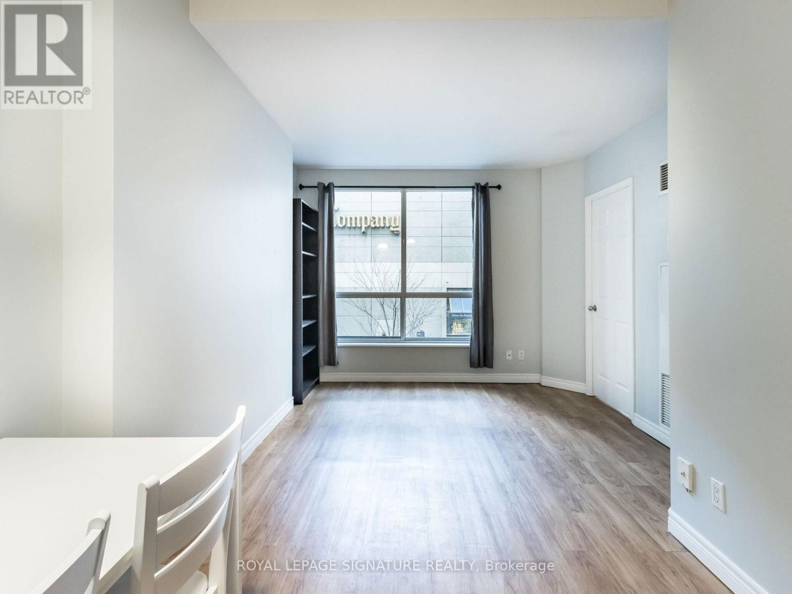 203 - 55 BLOOR STREET E Image 9