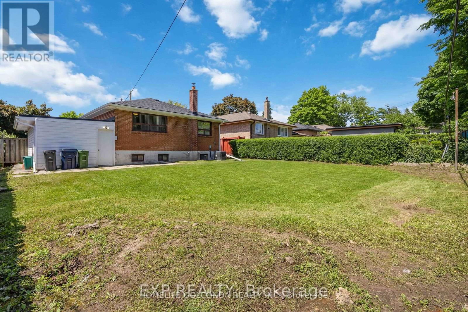 131 BROADLANDS BOULEVARD Image 27