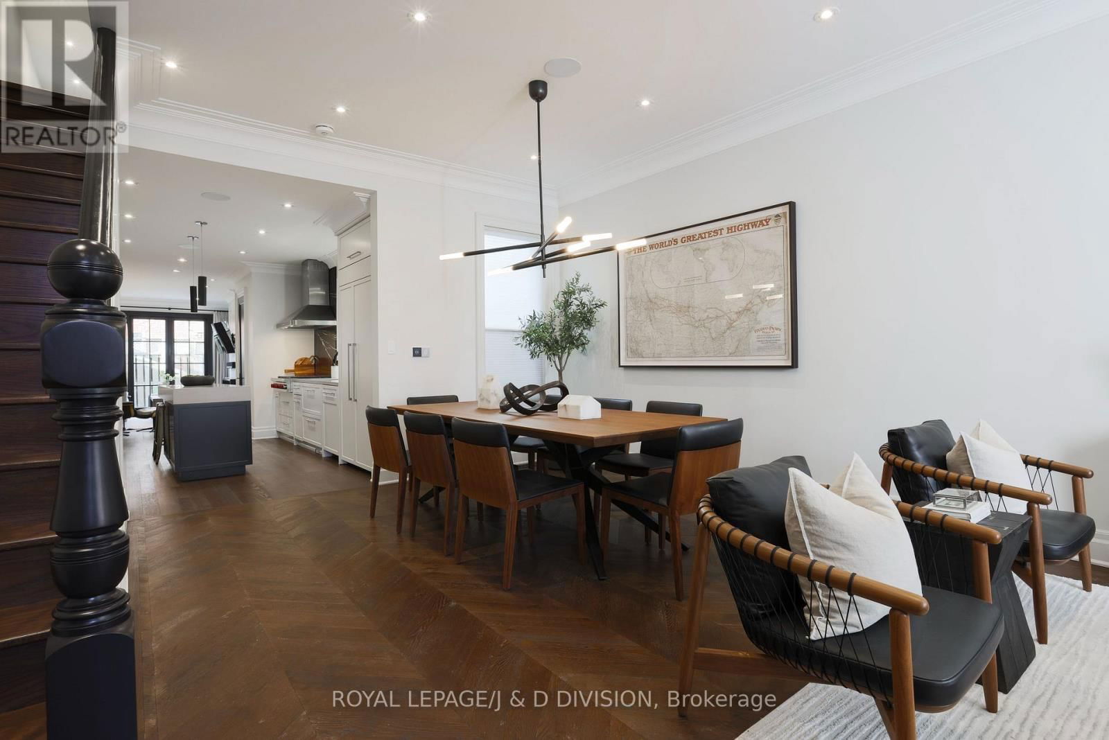 416 SACKVILLE STREET Image 10