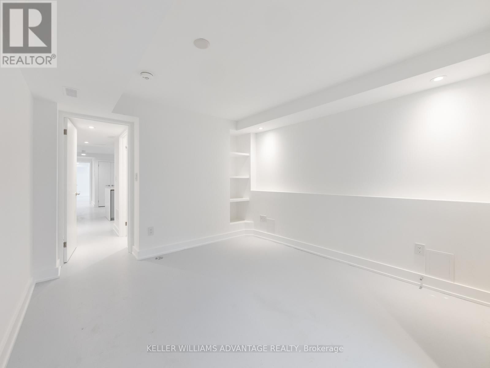 APT 2 - 91 BELLWOODS AVENUE Image 3