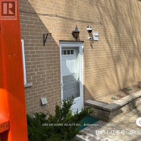 661 CONACHER DRIVE Image 2