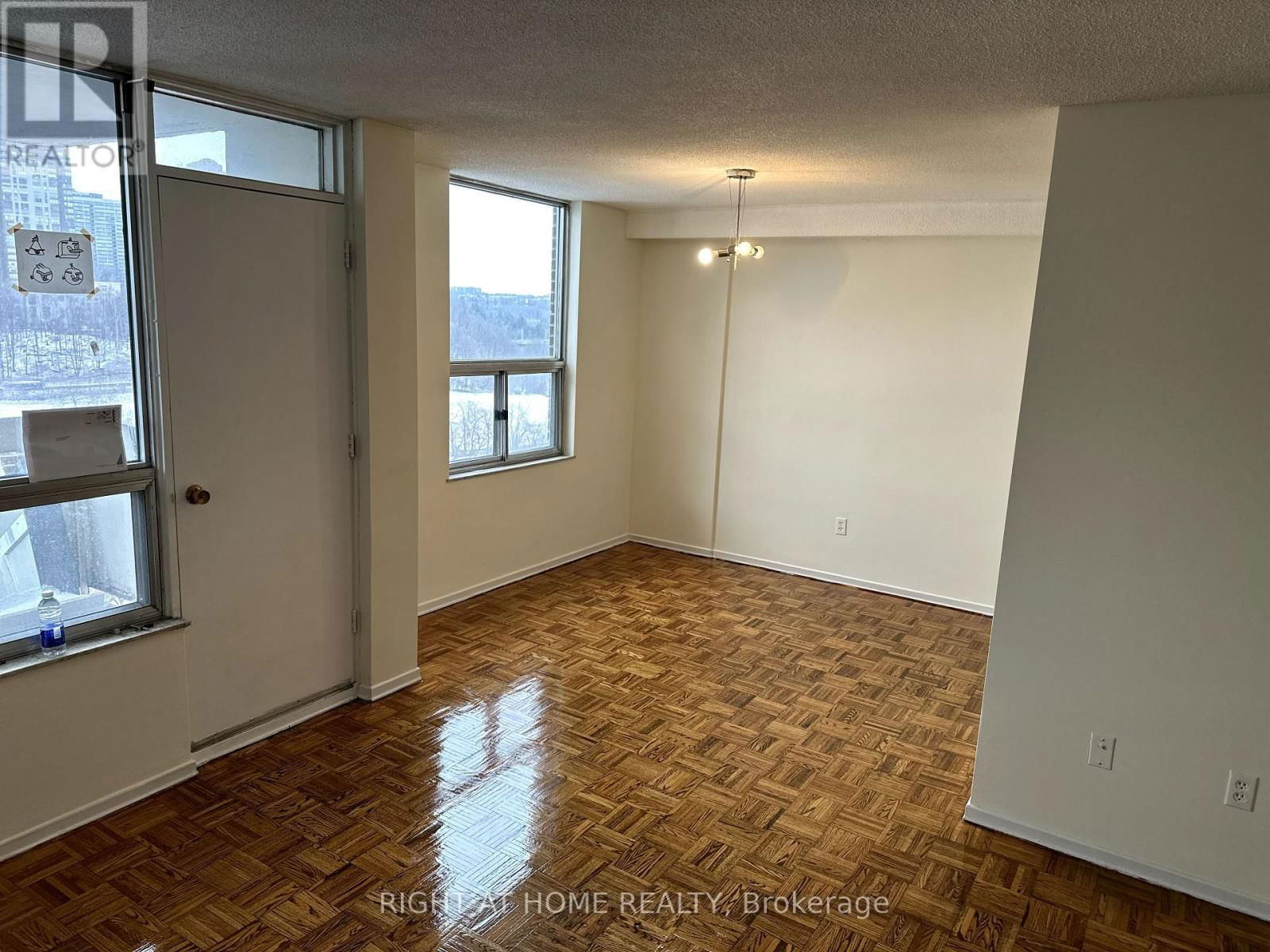 1403 - 20 EDGECLIFF GOLFWAY Image 3