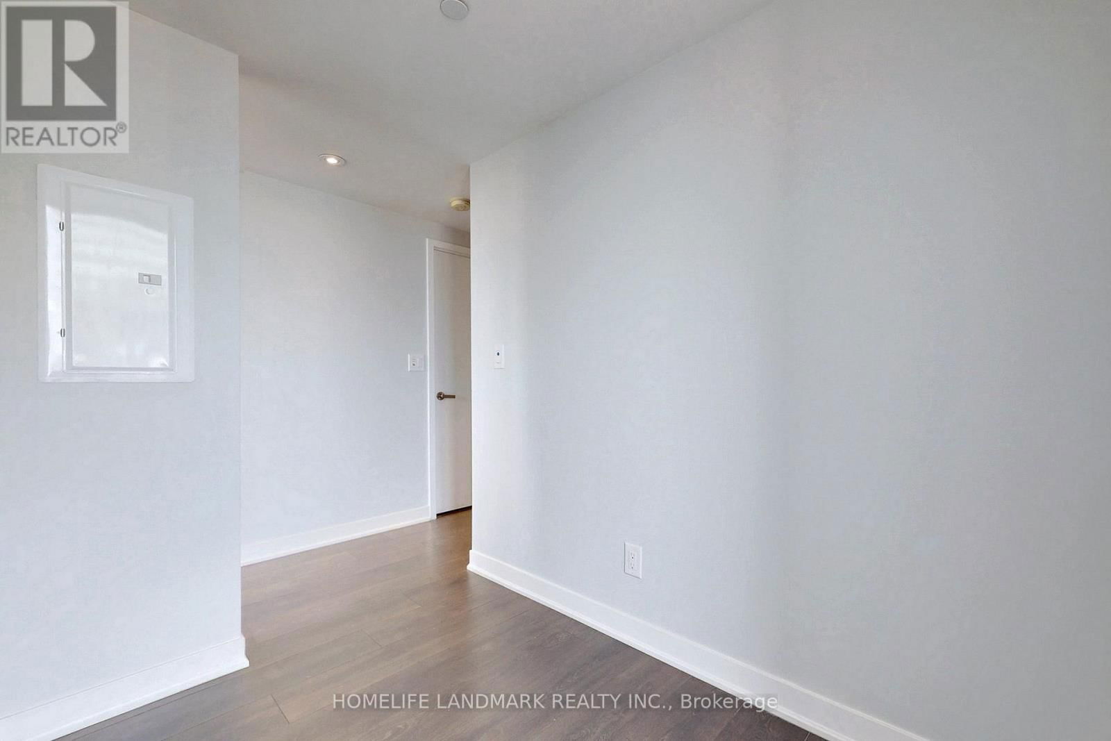 4107 - 88 HARBOUR STREET Image 31