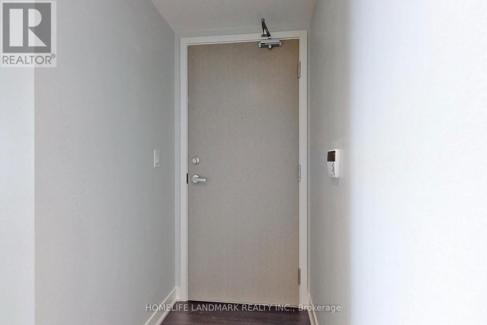 4107 - 88 HARBOUR STREET Image 35