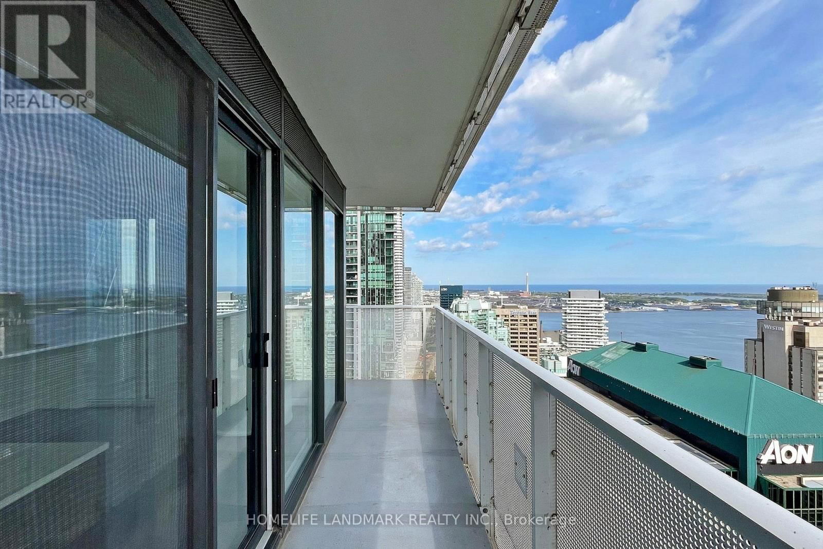 4107 - 88 HARBOUR STREET Image 40