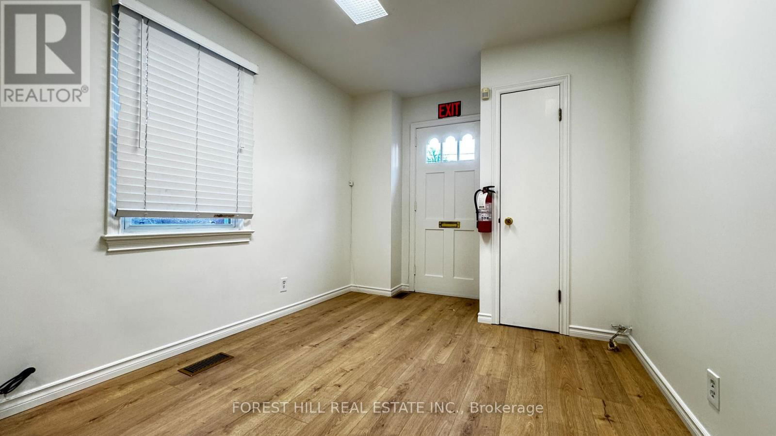 168 SHEPPARD AVENUE WEST Image 4