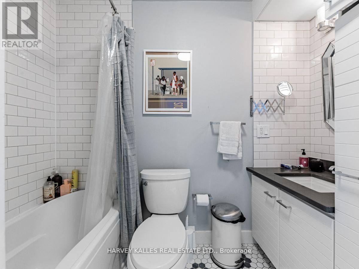 50 ROSE AVENUE Image 15