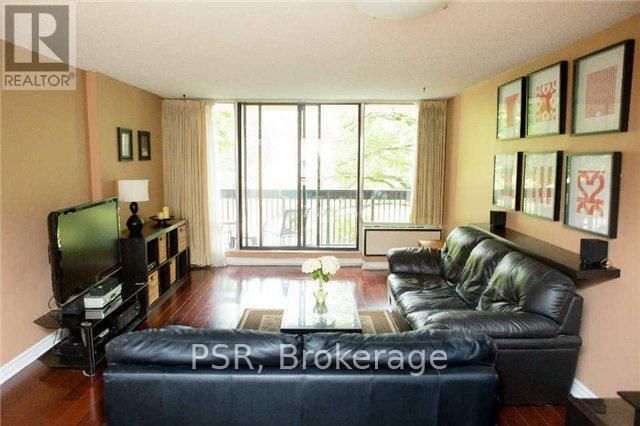 206E - 30 FASHION ROSE WAY Image 3