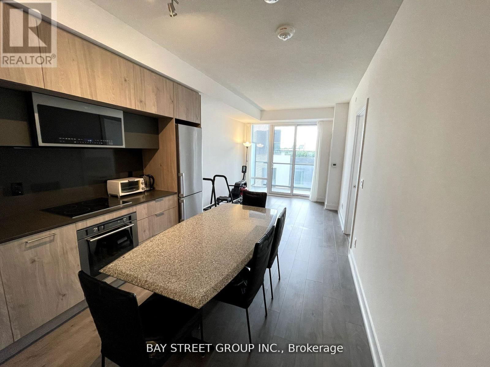 706 - 25 ADRA GRADO WAY Image 3