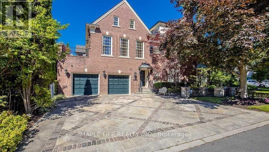 11 DEWBOURNE AVENUE Image 33