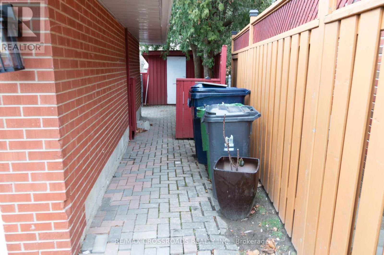 43 WIGMORE DRIVE Image 3