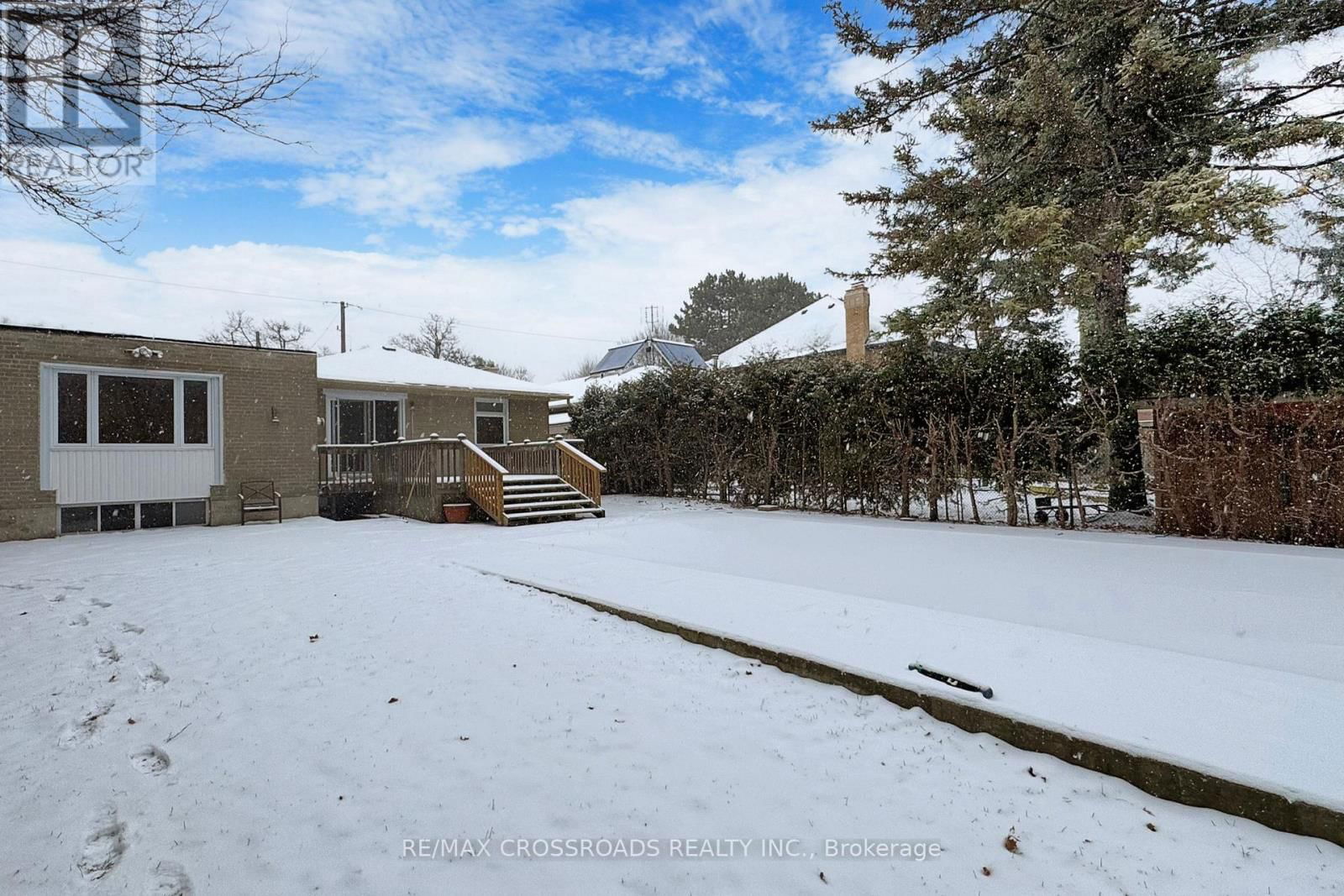 32 CROSSBURN DRIVE Image 25