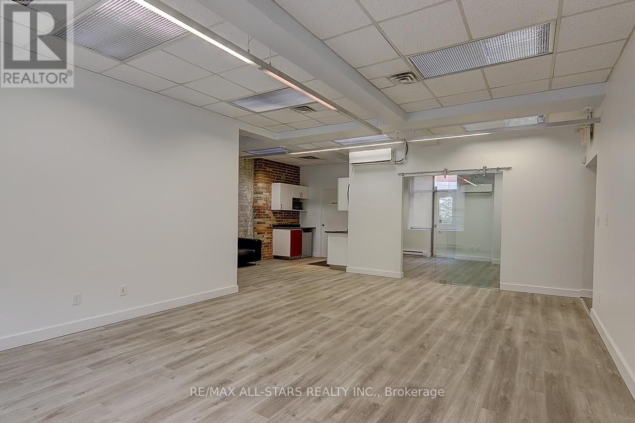 202 - 66 GERRARD STREET EAST Image 3