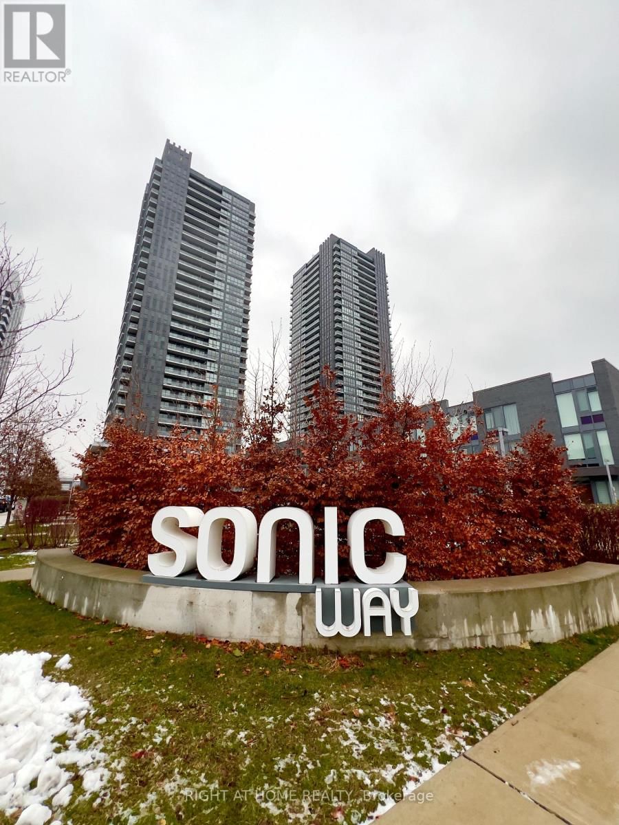 2210 - 6 SONIC WAY Image 21