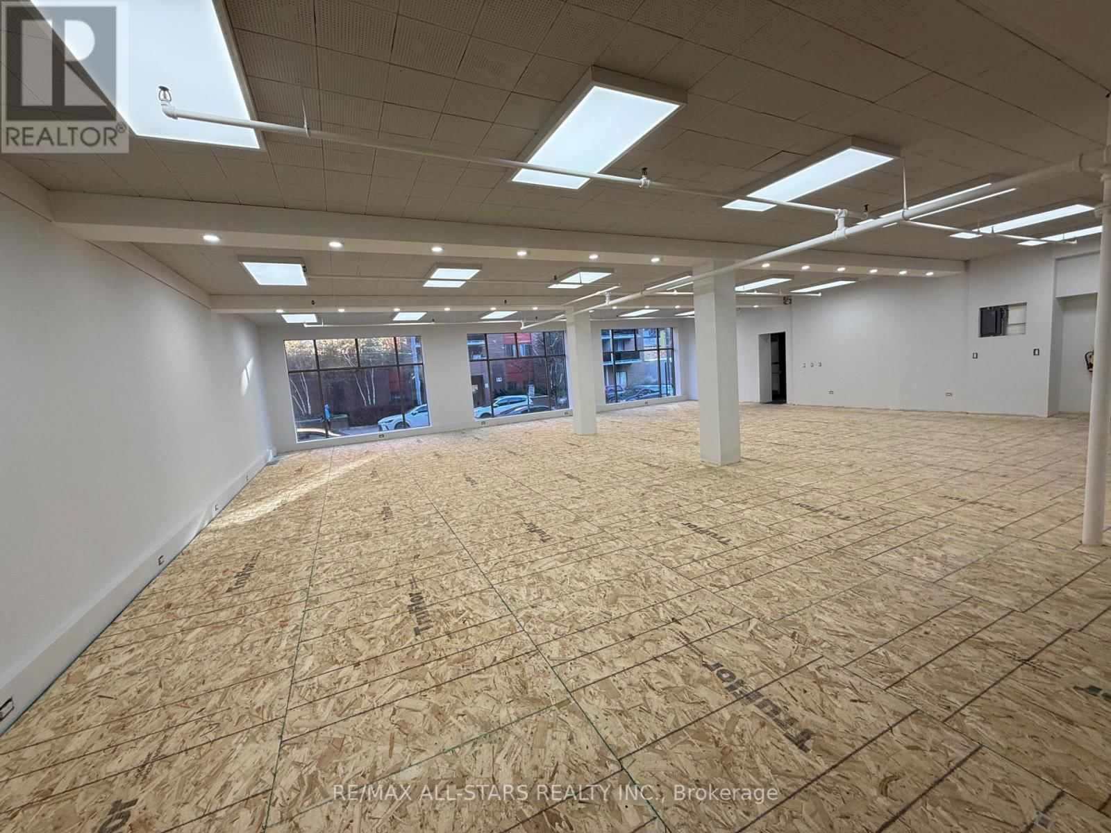 302 - 10 - 14 MCCAUL STREET Image 3