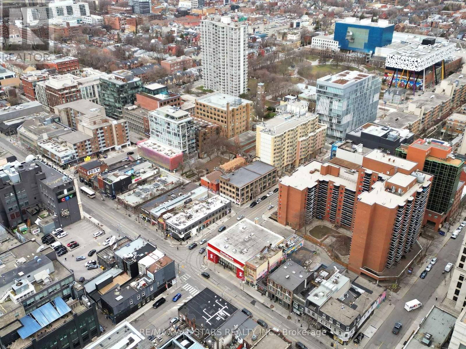 302 - 10 - 14 MCCAUL STREET Image 8