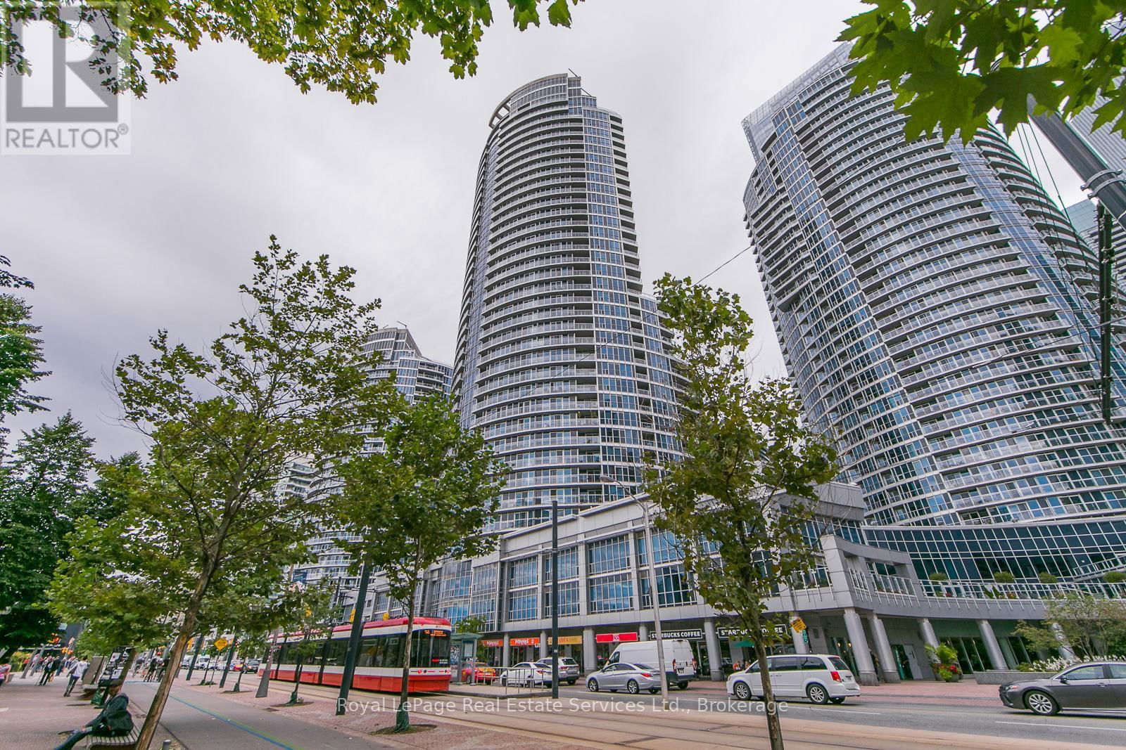 2208 - 208 QUEENS QUAY W Image 30