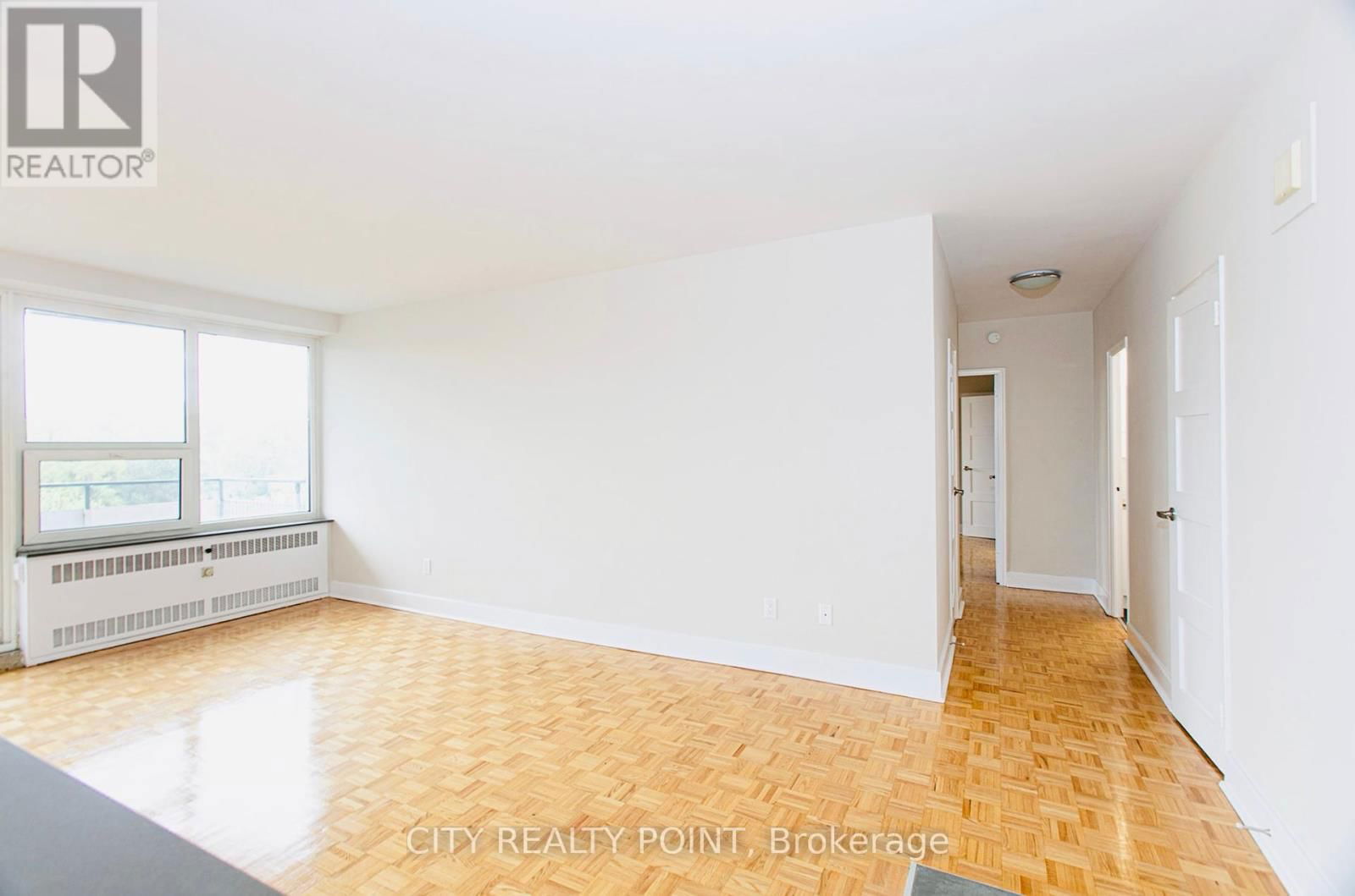 311 - 10 SHALLMAR BOULEVARD Image 11