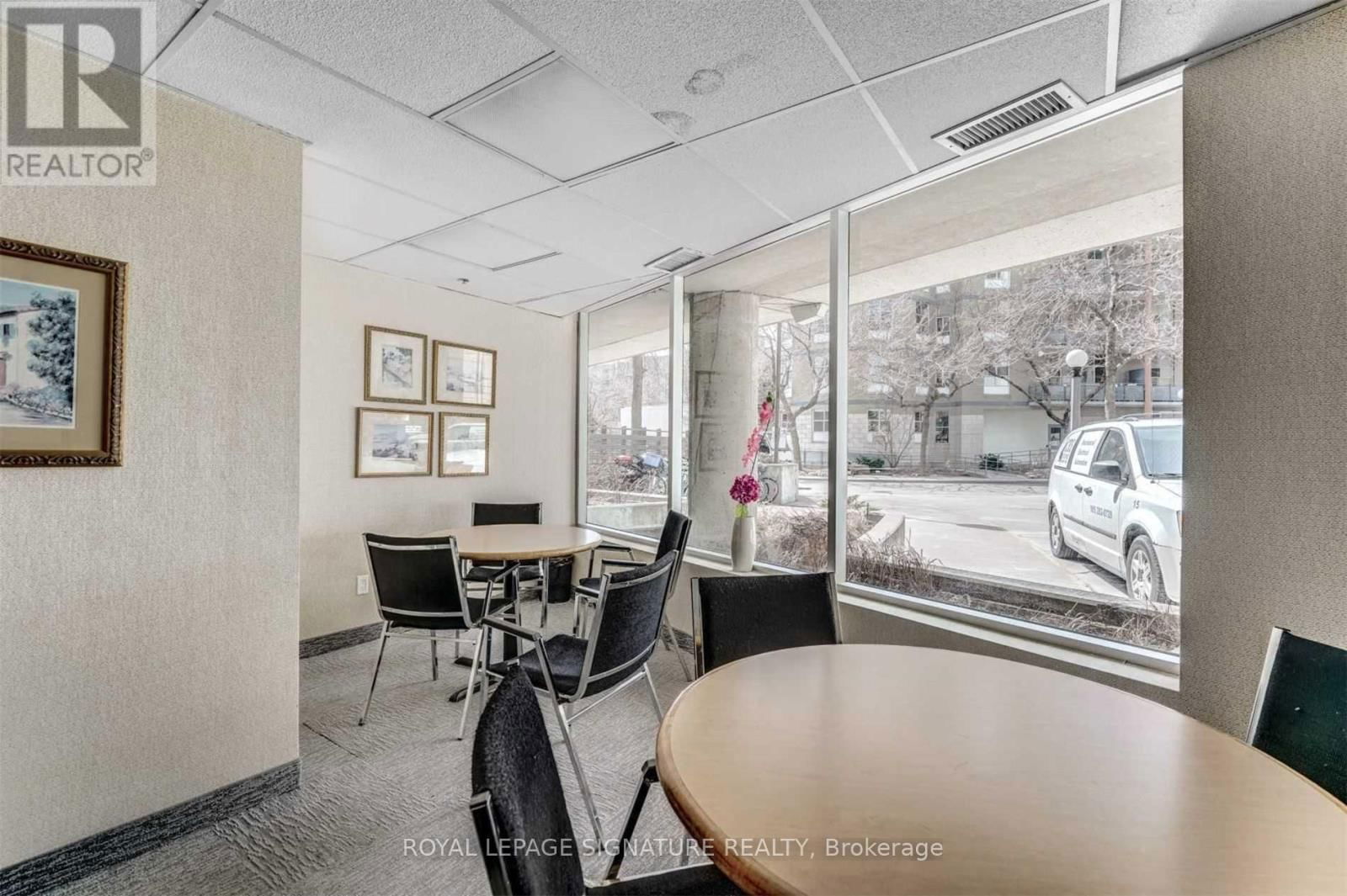 1211 - 650 QUEENS QUAY W Image 34