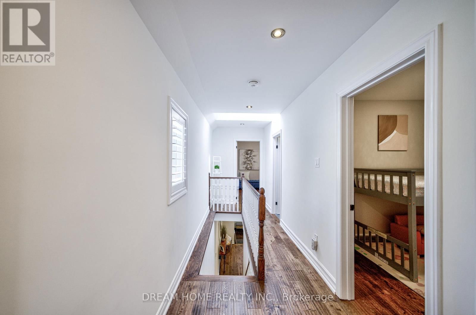 273 DAVISVILLE AVENUE Image 12