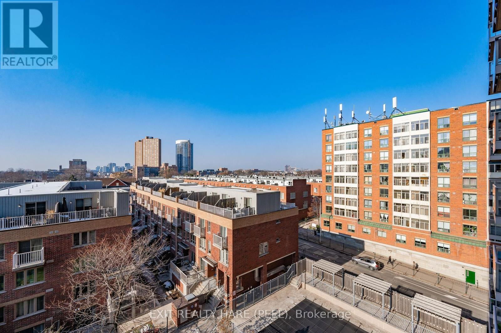 610 - 1369 BLOOR STREET W Image 10