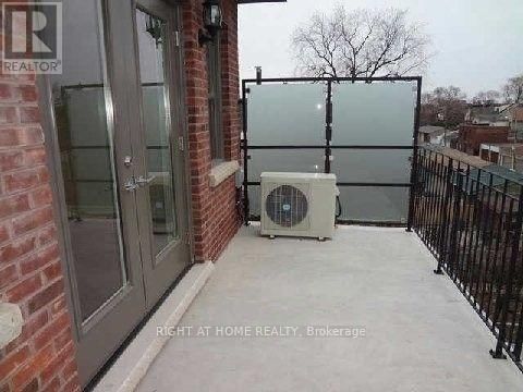 3 - 730 SHAW STREET Image 12