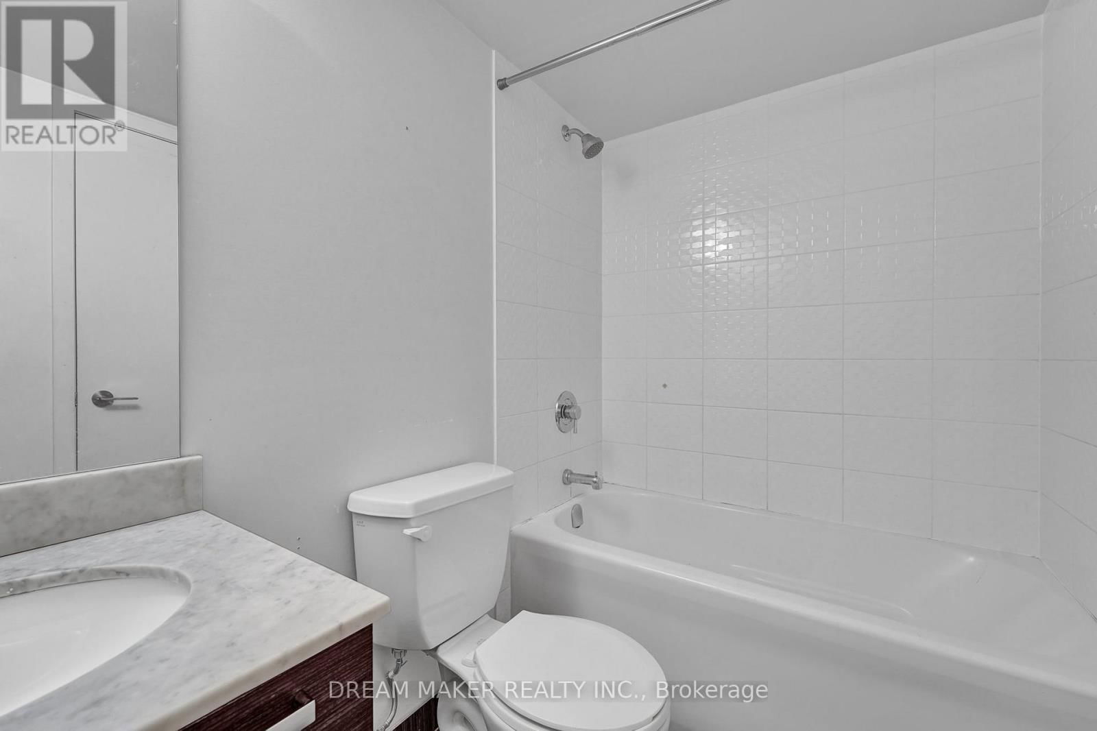 1902W - 36 LISGAR STREET Image 25