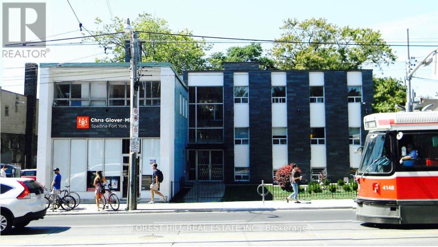 200 - 226 BATHURST STREET Image 1