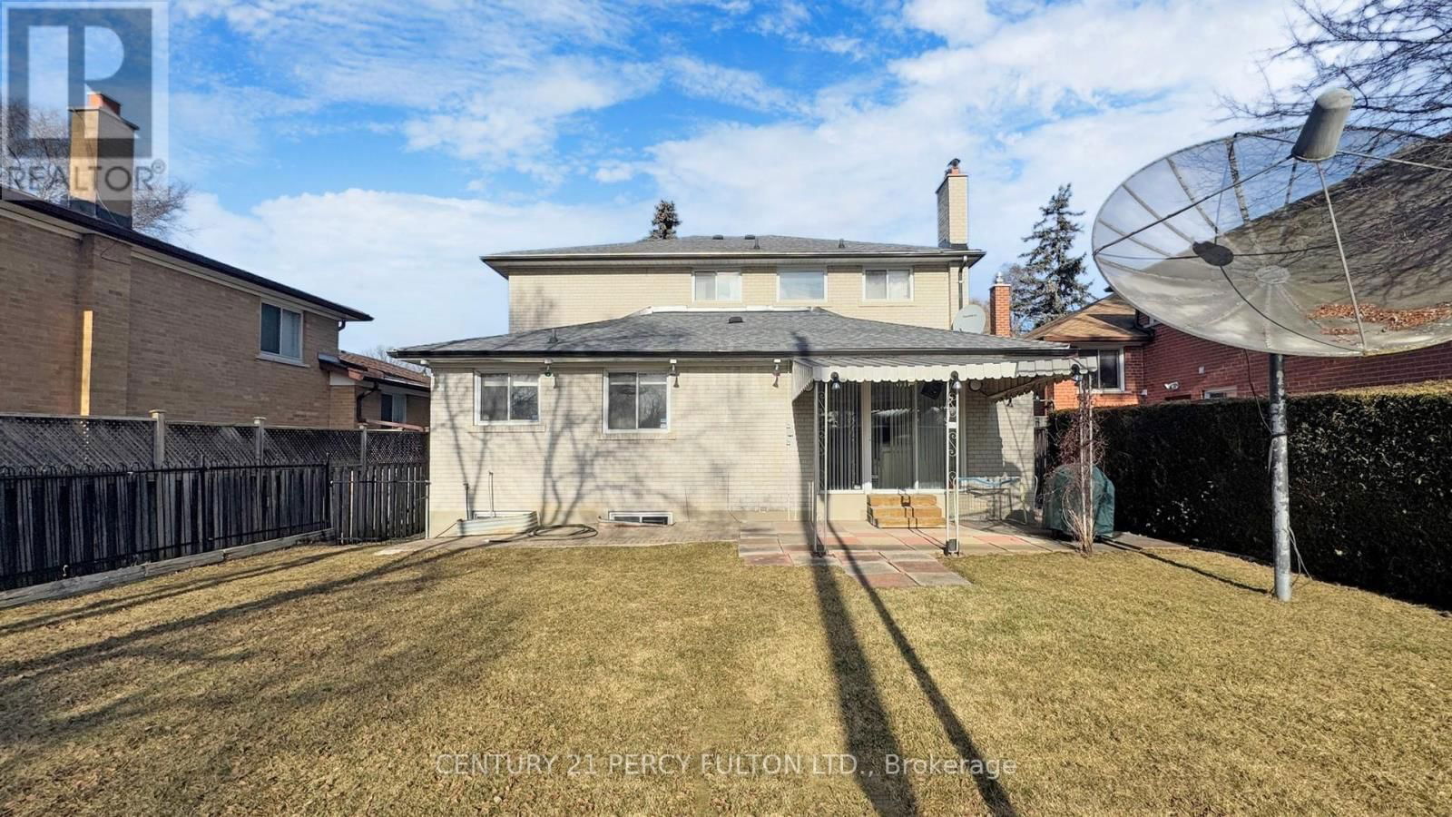 14 WEATHERSTONE CRESCENT Image 37