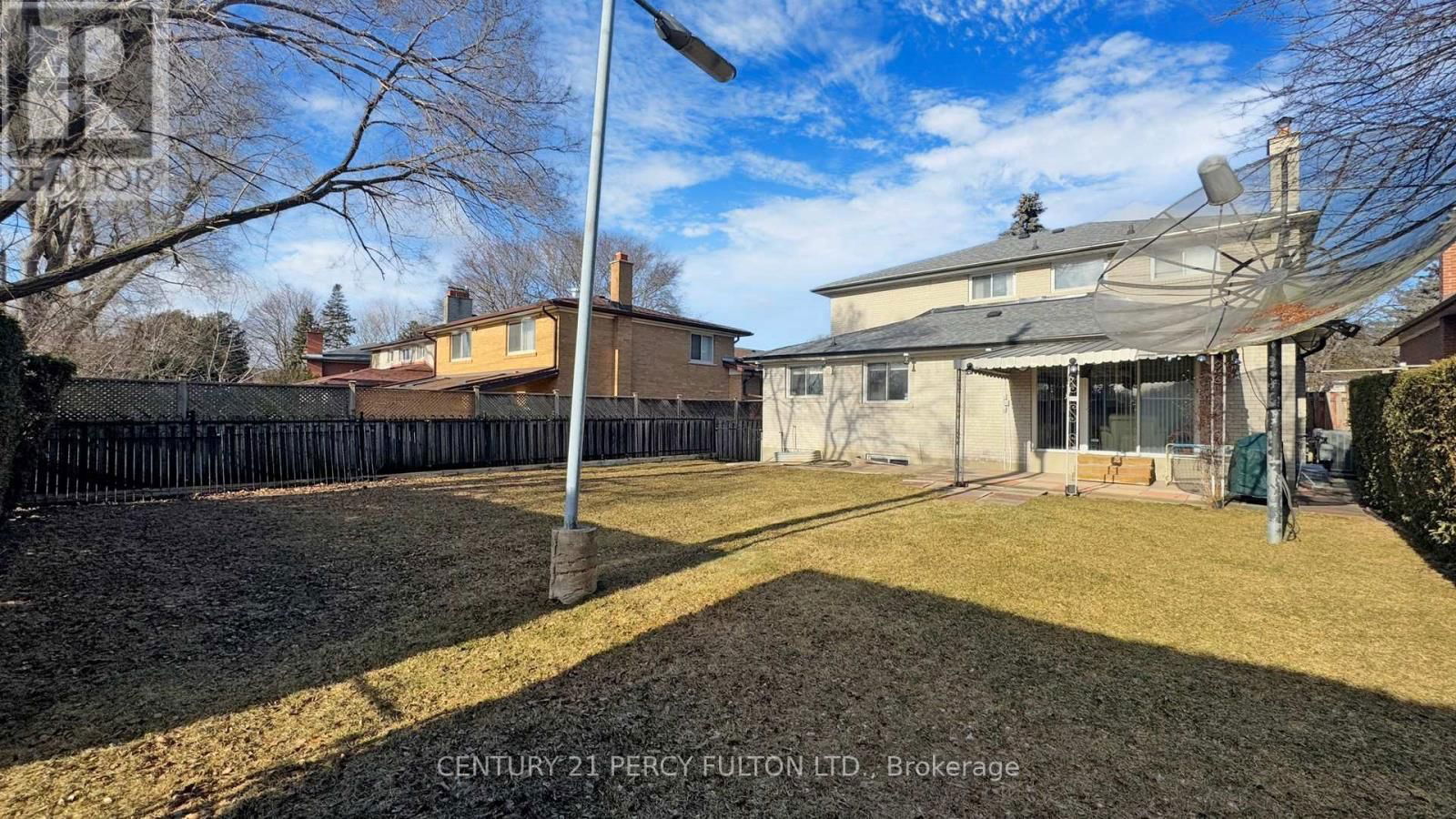 14 WEATHERSTONE CRESCENT Image 39