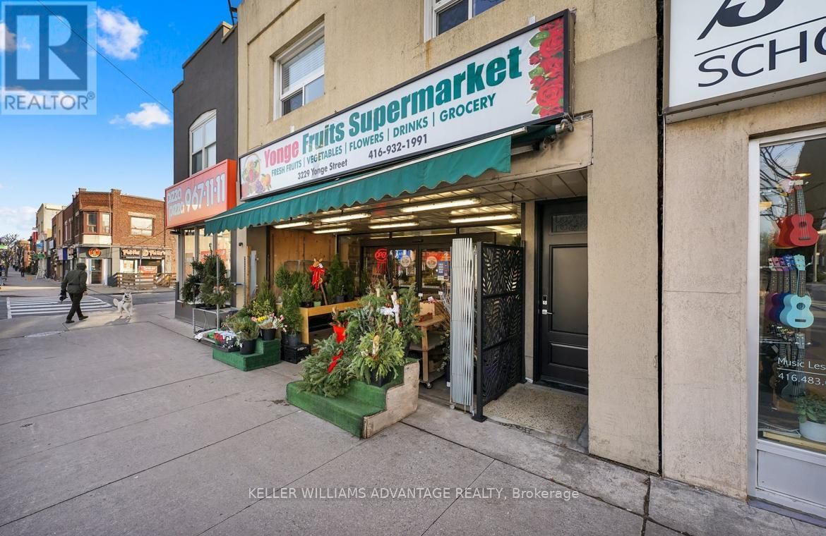 3229 YONGE STREET Image 2