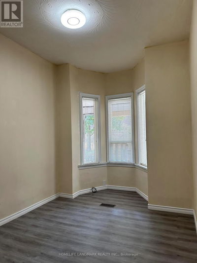 Commercial for Rent in Canada
