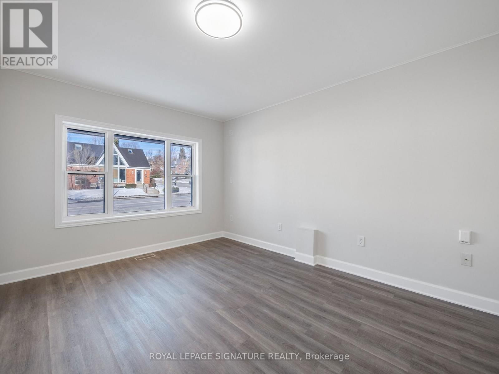 143 SHEPPARD AVENUE W Image 7