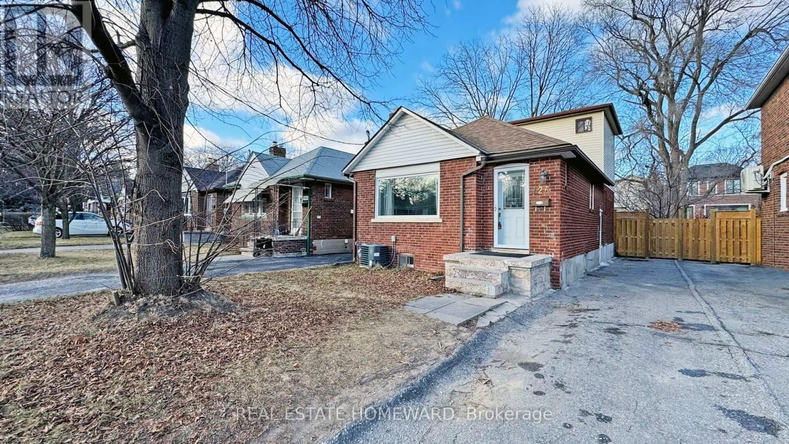 726 EGLINTON AVENUE E Image 1