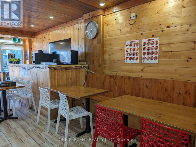 Image #1 of Restaurant for Sale at 3795 Bathurst Street, Toronto , Ontario