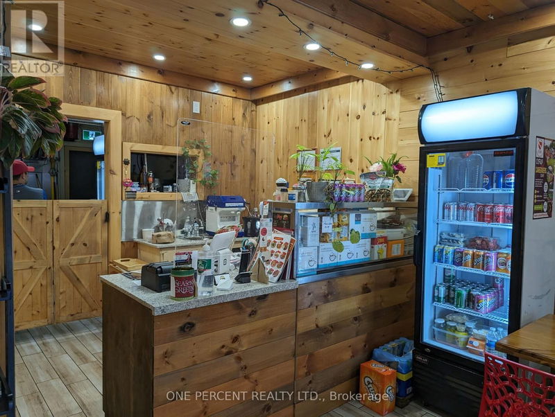 Image #1 of Restaurant for Sale at 3795 Bathurst Street, Toronto , Ontario