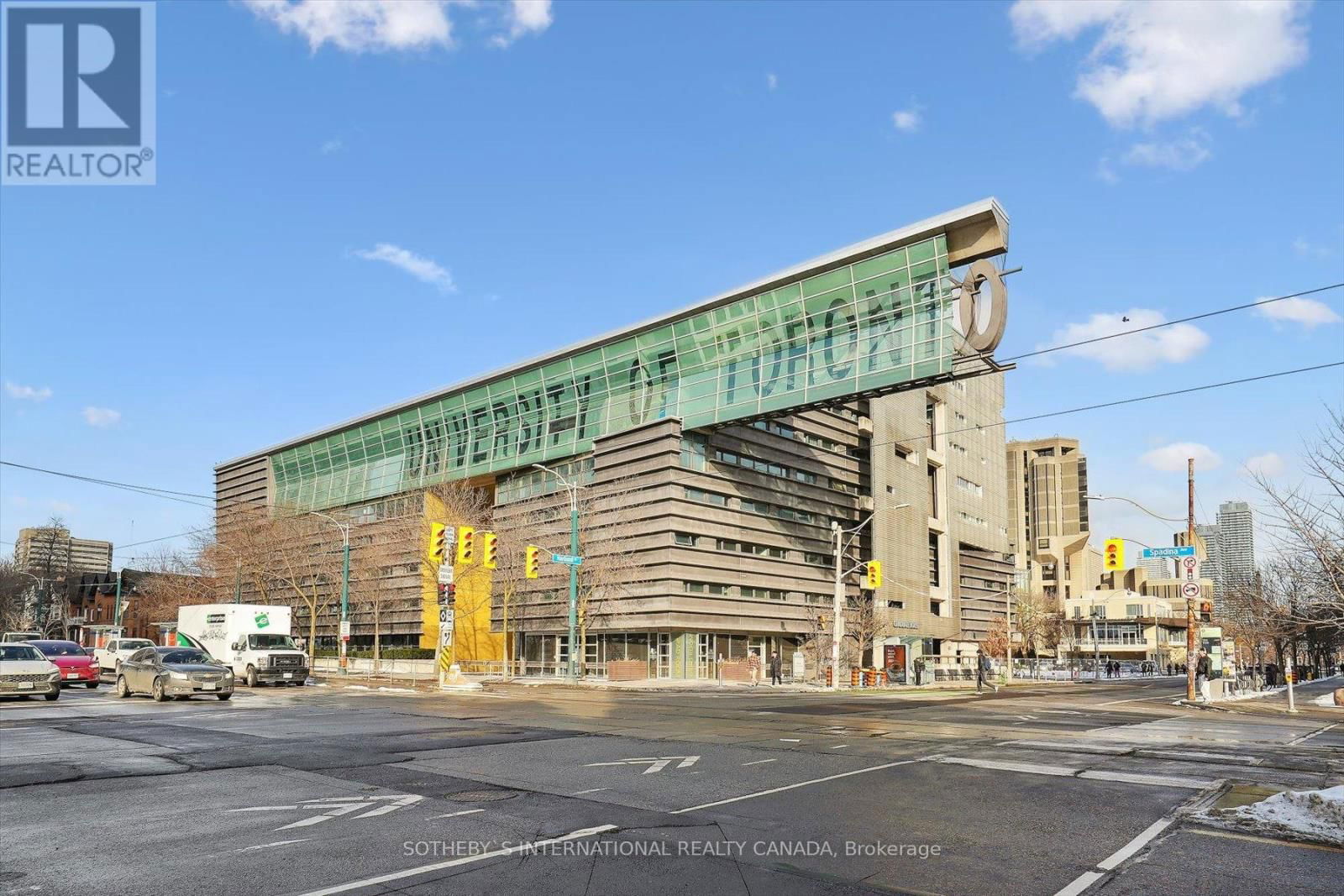 290 BATHURST STREET Image 39