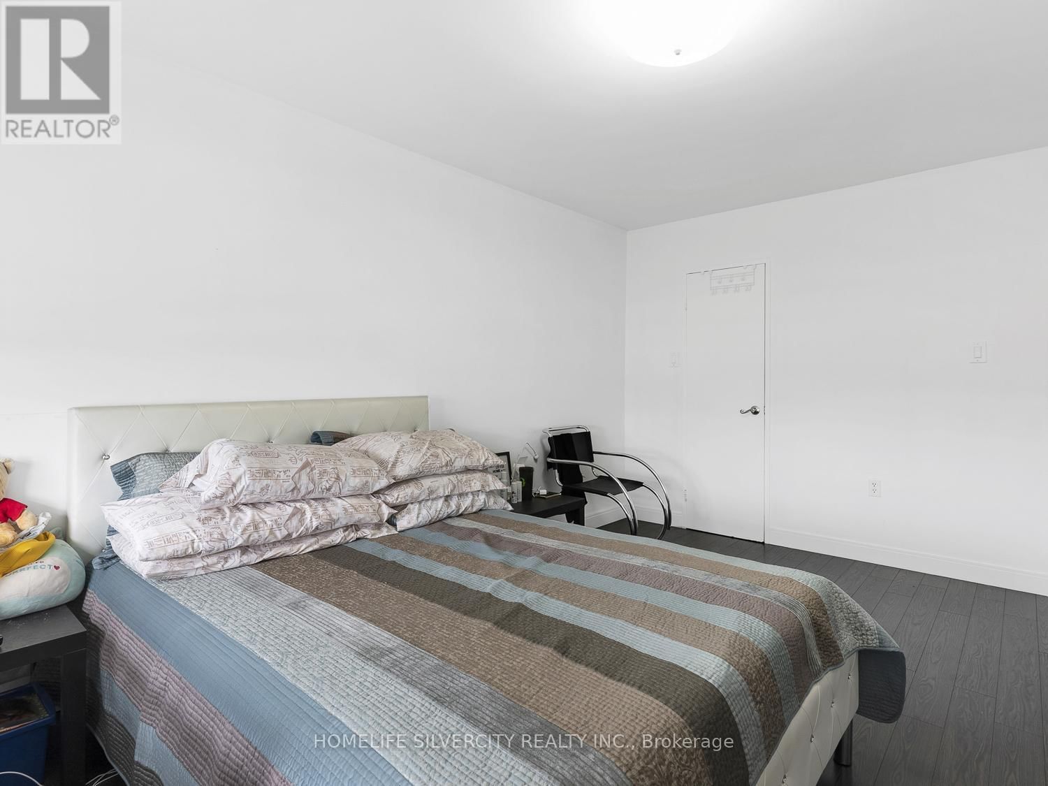 708 - 130 NEPTUNE DRIVE Image 28