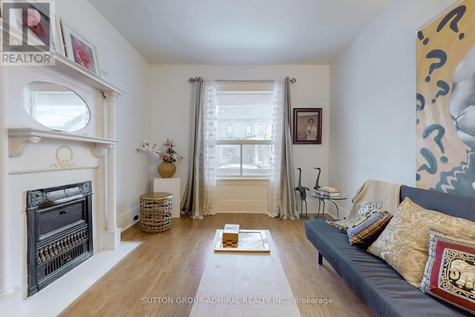 98 BELLWOODS AVENUE Image 4