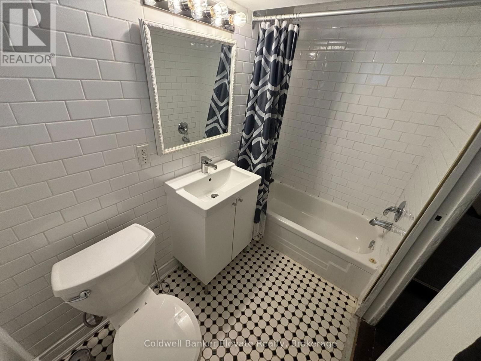 4 - 136 ARGYLE STREET Image 12