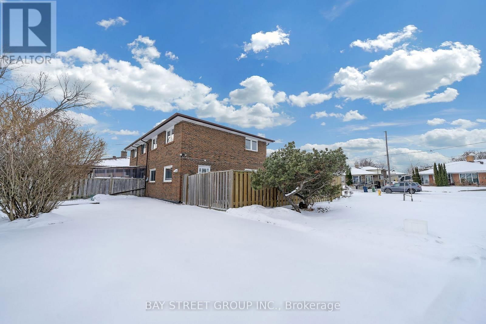 111 FORTROSE CRESCENT Image 6