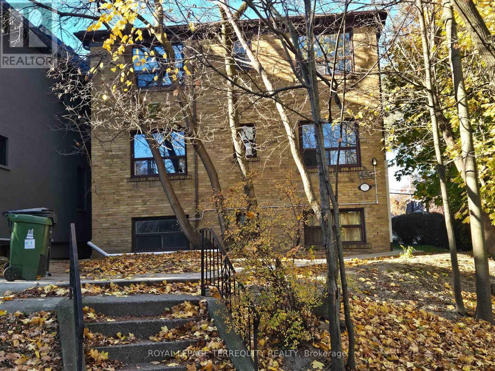 6 - 450 ARLINGTON AVENUE Image 16